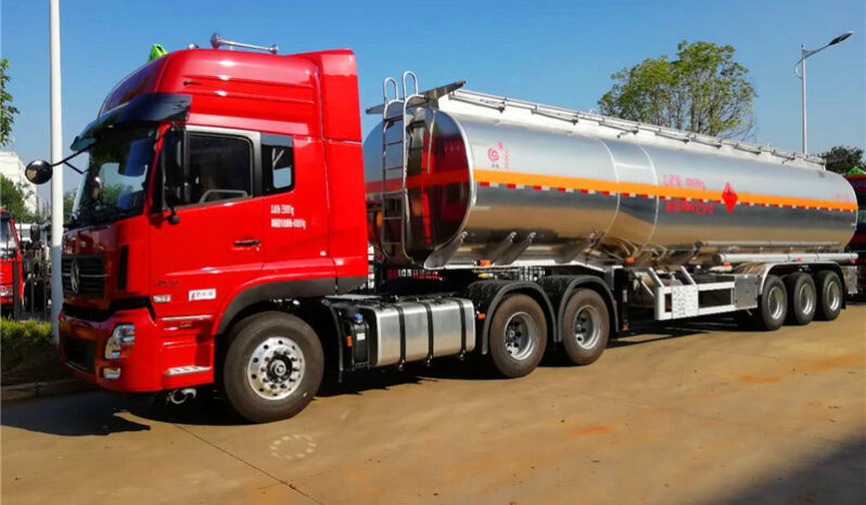 Aluminum Alloy Fuel Tank Semi-Trailer side-view